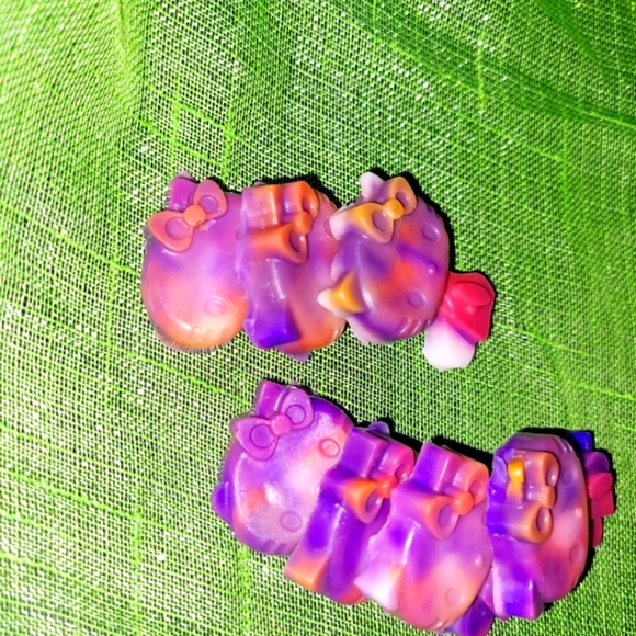 🎀Free With A Bundle Of 2 or More Item's🎀Handcrafted 🫧 Hello Kitty Soap 🫧 - Picture 9 of 14